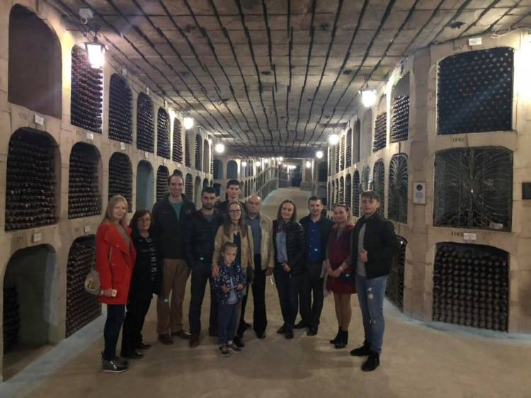 43530794_552331801871272_6335578942061150208_n